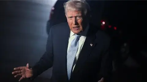 Ông Trump 'quay xe’ với dự luật trừng phạt Nga